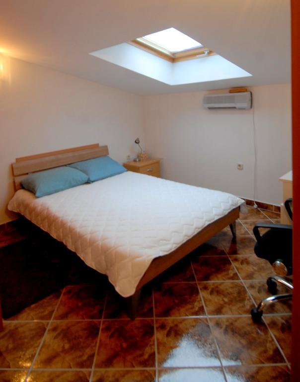 Guesthouse Konti Rijeka Oda fotoğraf